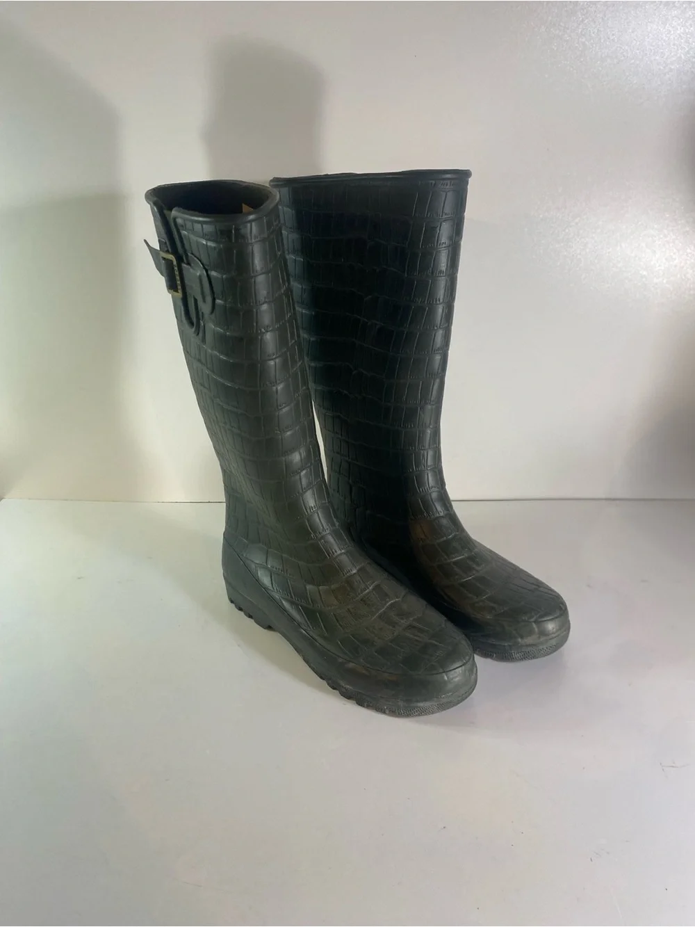 Sperry Top Sider Faux Crocodile Green Rubber Rain Boots Size 8